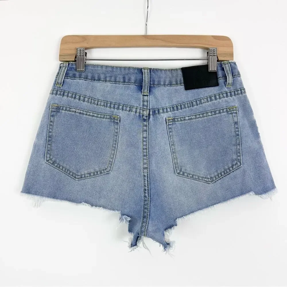 UNIF‎ Light Wash Denim Shorts Distressed Indie Size 26